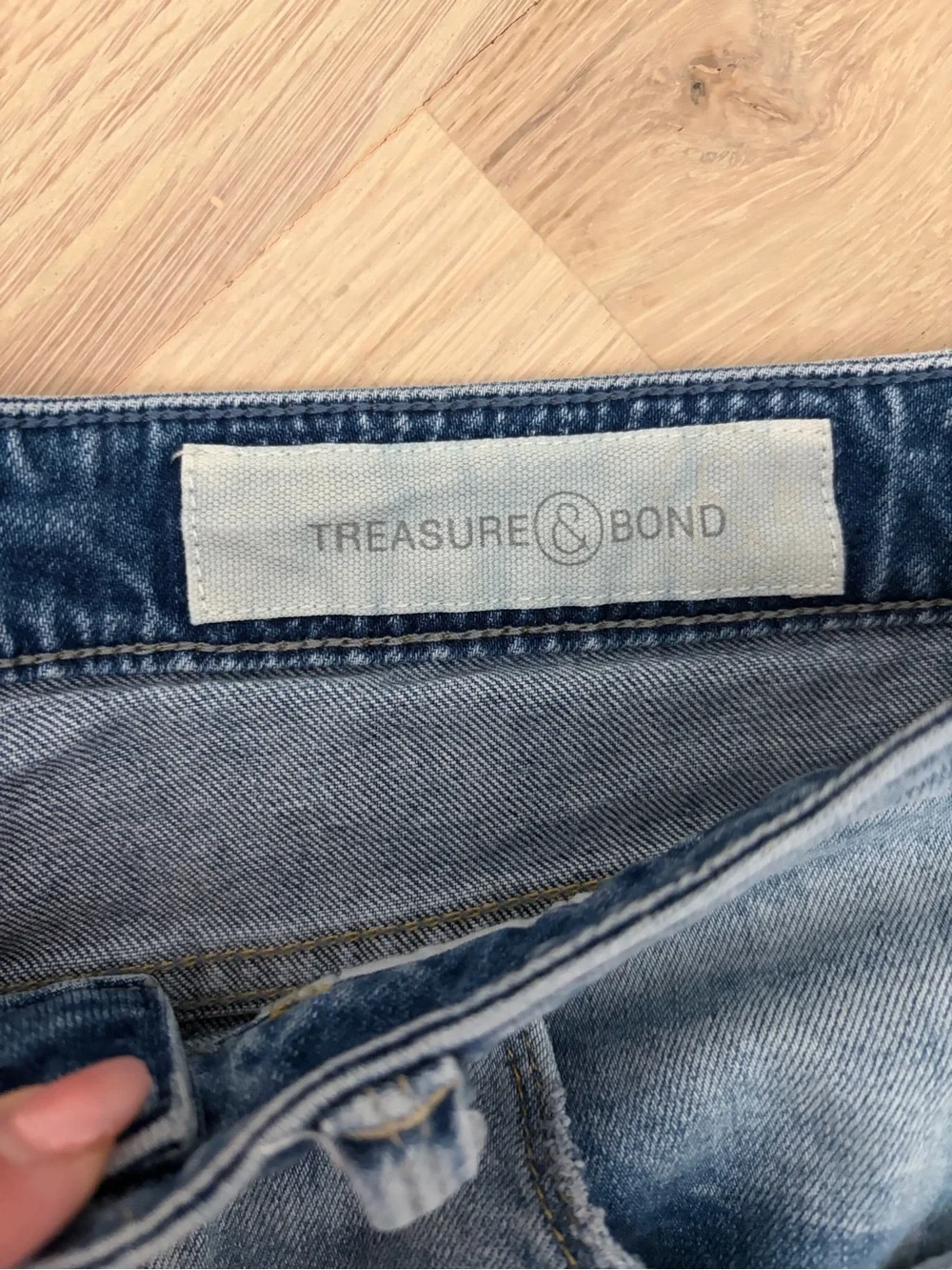 Treasure & Bond Light Blue Denim Roll-Cuff Shorts - Picture 2 of 6